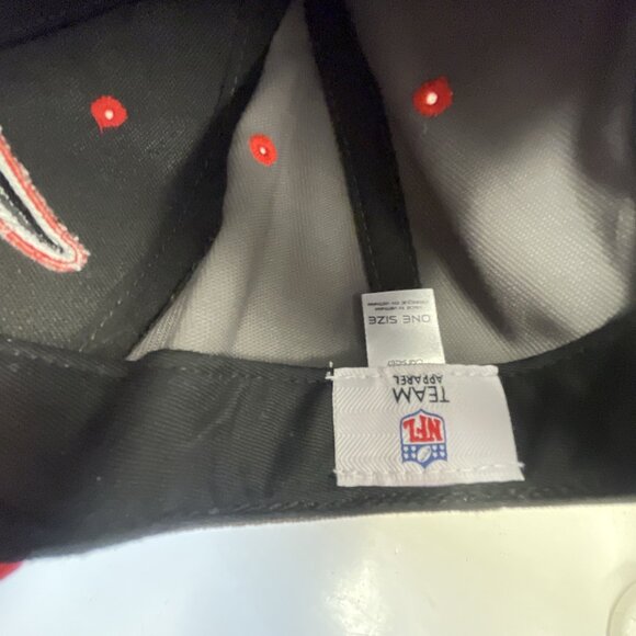 New England Patriots StrapBack Hat Cap Team OSFA NFL Football - Black Silver - Picture 6 of 6